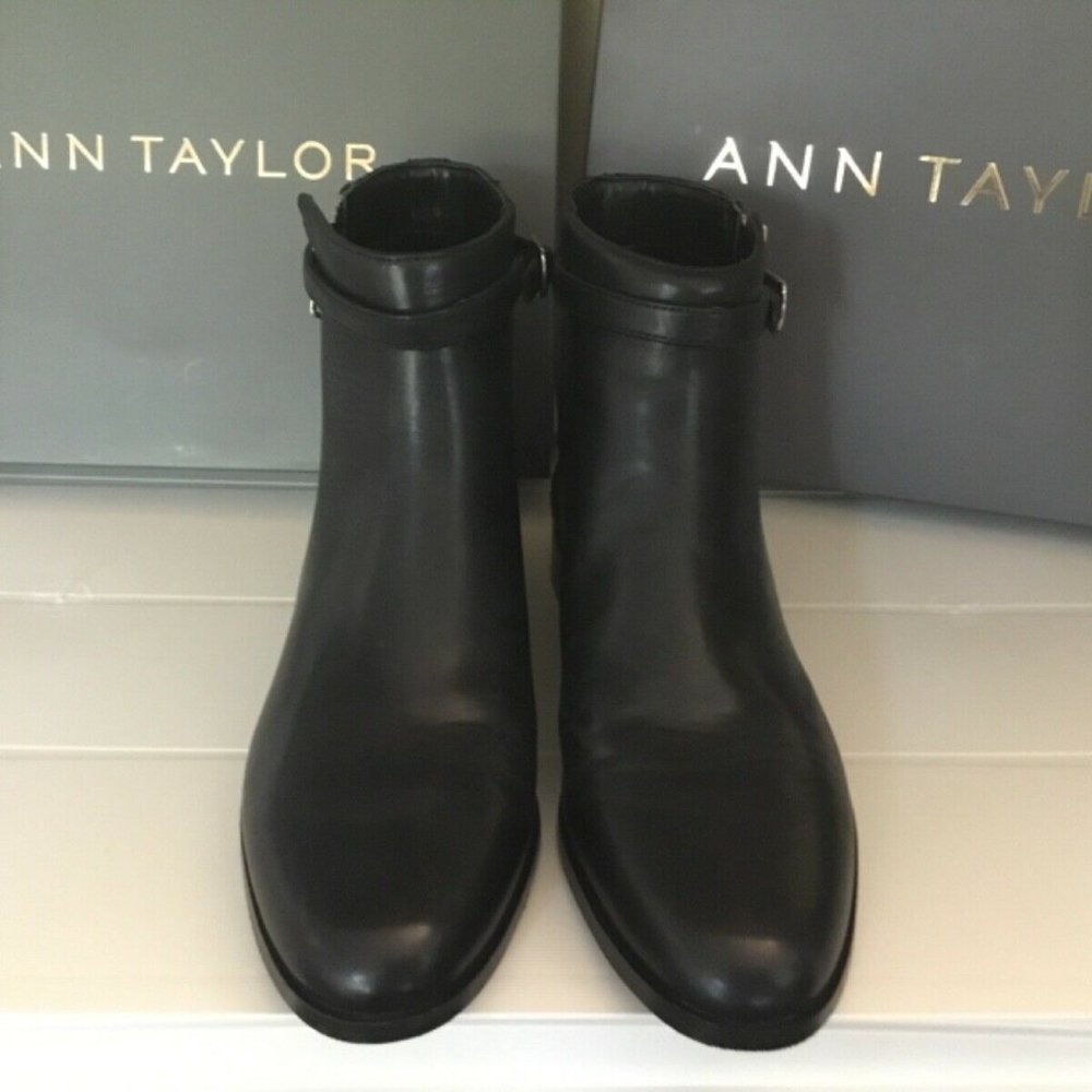 ANN TAYLOR QUENTIN MOTO BOOTIE